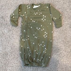 Parade Organic Gowns - Essentials